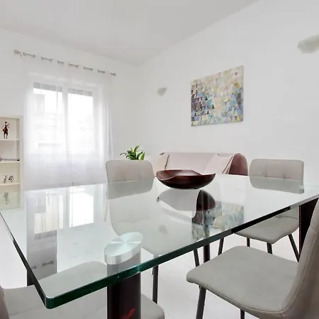 Da Bea A San Pietro In Via Delle Fornaci 139 Apartment *